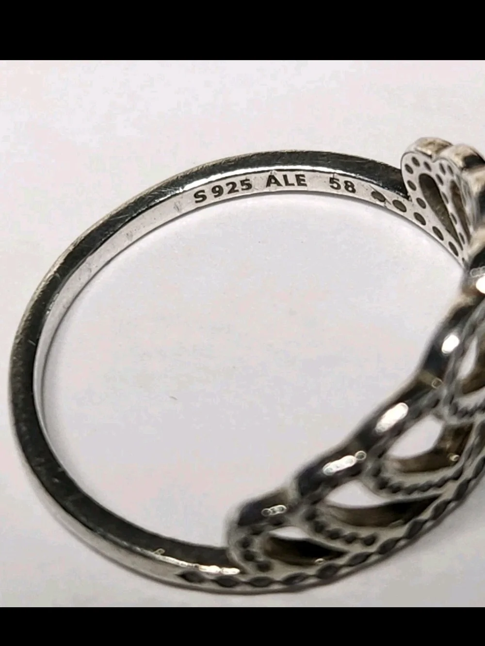 Pandora Delicate Sparkling Heart Tiara .925 ALE Sterling Silver Ring Size 8.5